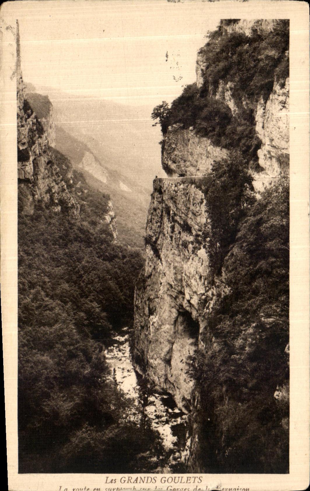 Les GRANDS GOULETS — La route en surplomb sur les Gorges de la Verpaizon — Héliogravure Martinotto Frères