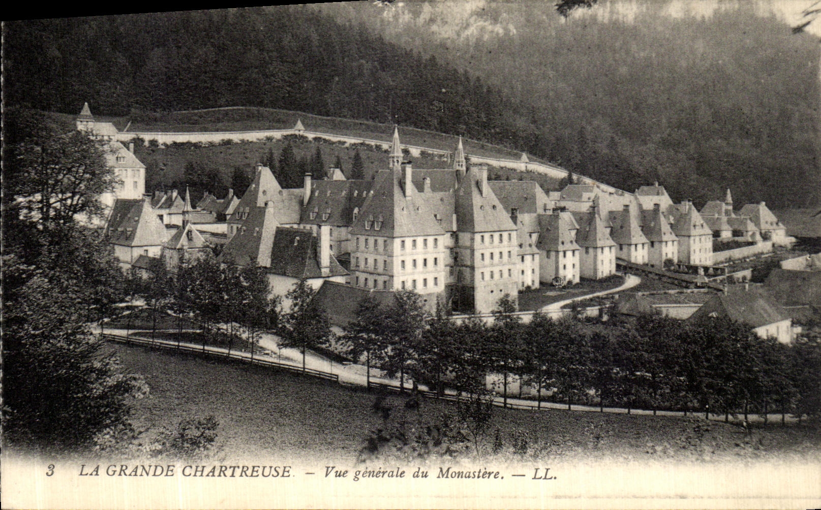 La Grande Chartreuse — Vue générale du Monastère — LL.