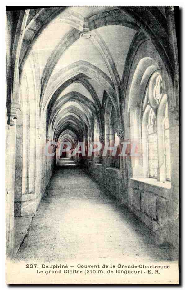 Dauphiné — Couvent de la Grande-Chartreuse — Le grand Cloître (215 m. de longueur) — E. R.
