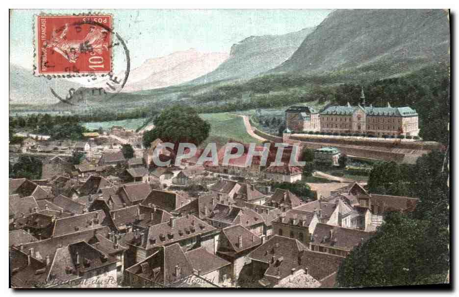 Séme, vue aérienne — Hôpital et montagnes — éditeur non visible
