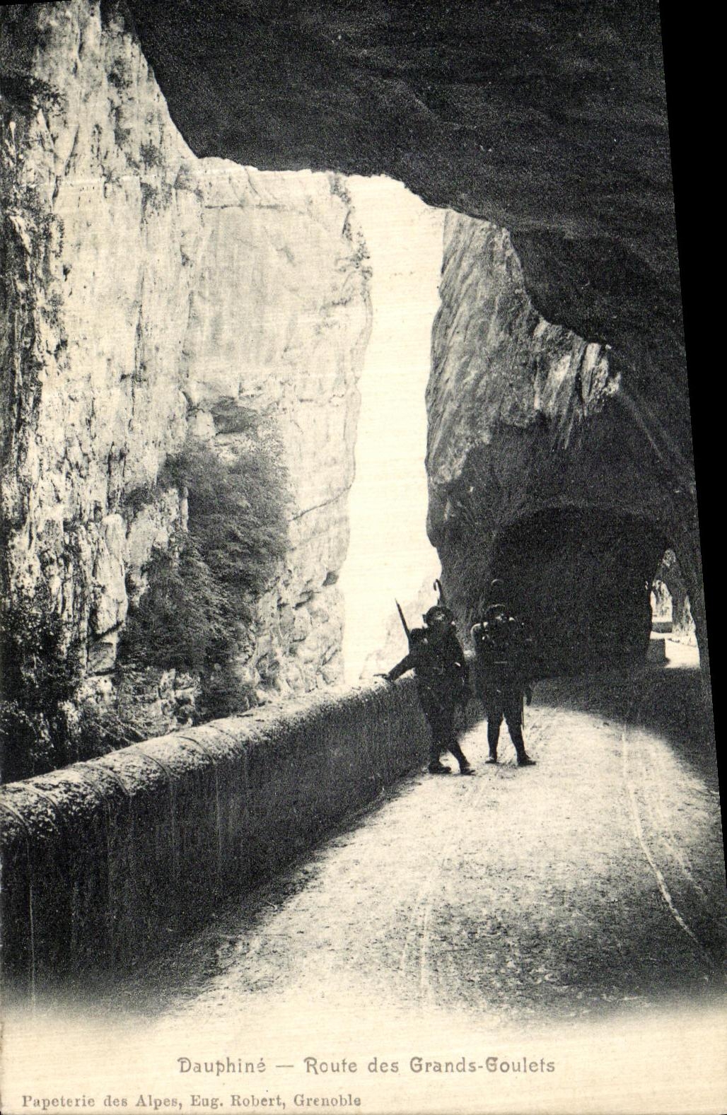 CPA Dauphine Route des grands Goulets