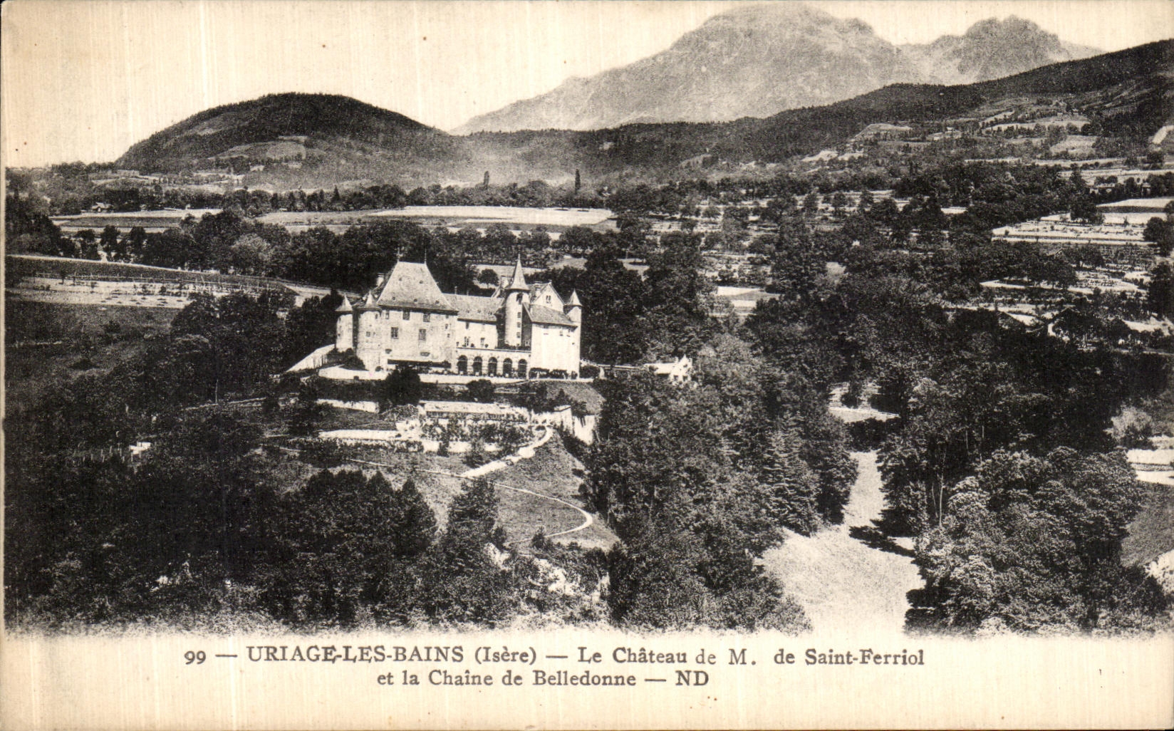CPA Uriage Les Bains Le Chateau de la Chaine de Belledonne