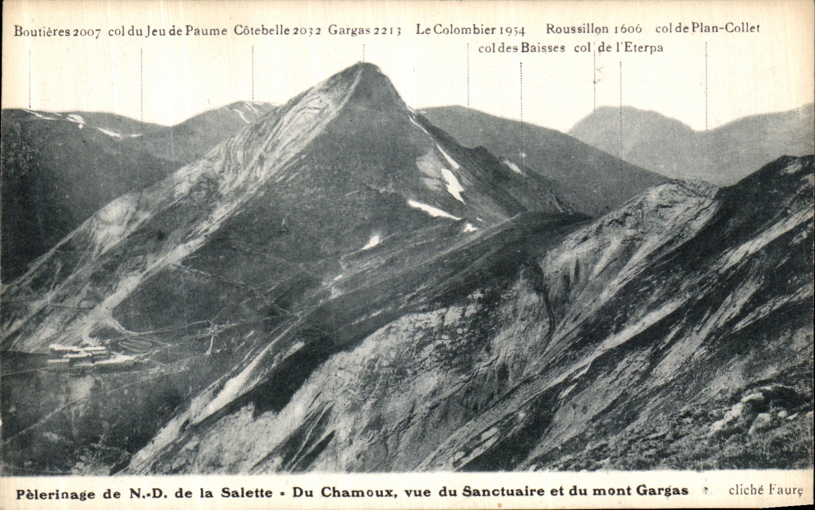 Pèlerinage de N.-D. de la Salette - Du Chamoux, vue du Sanctuaire et du mont Gargas — cliché Faure