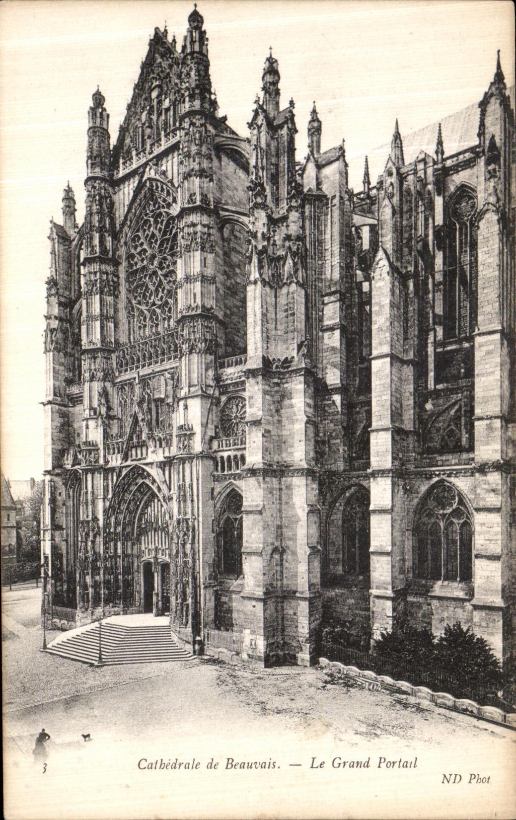 Kathedrale von Beauvais — Der Große Portal — ND Phot