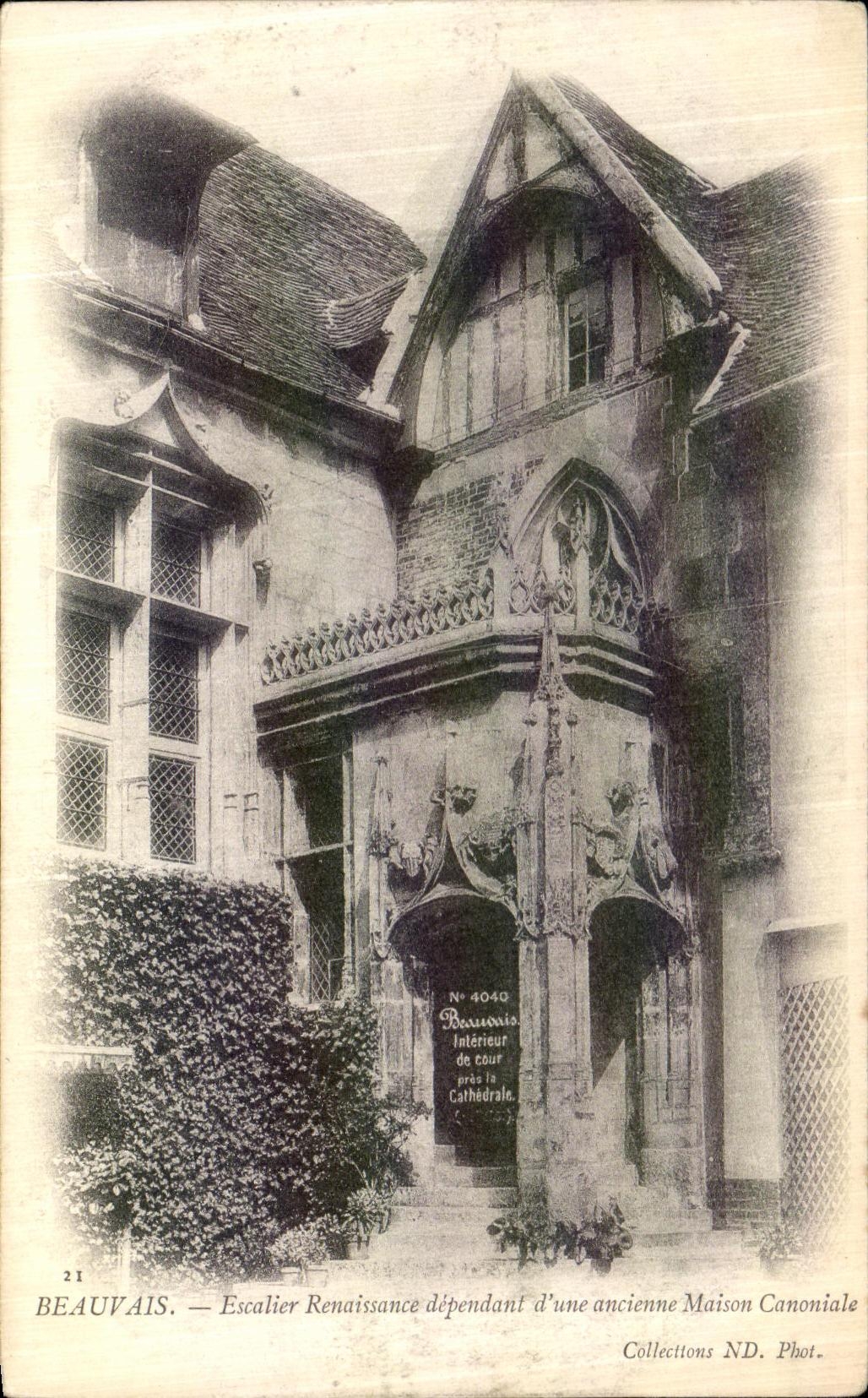 Beauvais — Renaissance-Treppe, die zu einer alten Kanonikerkirche gehört — Collections ND. Fot. Nr. 4040