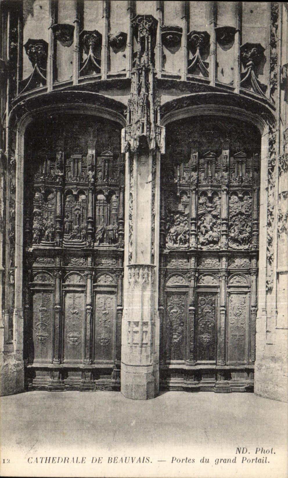 CPA Beauvais De Beauvais Portes du rgan portail