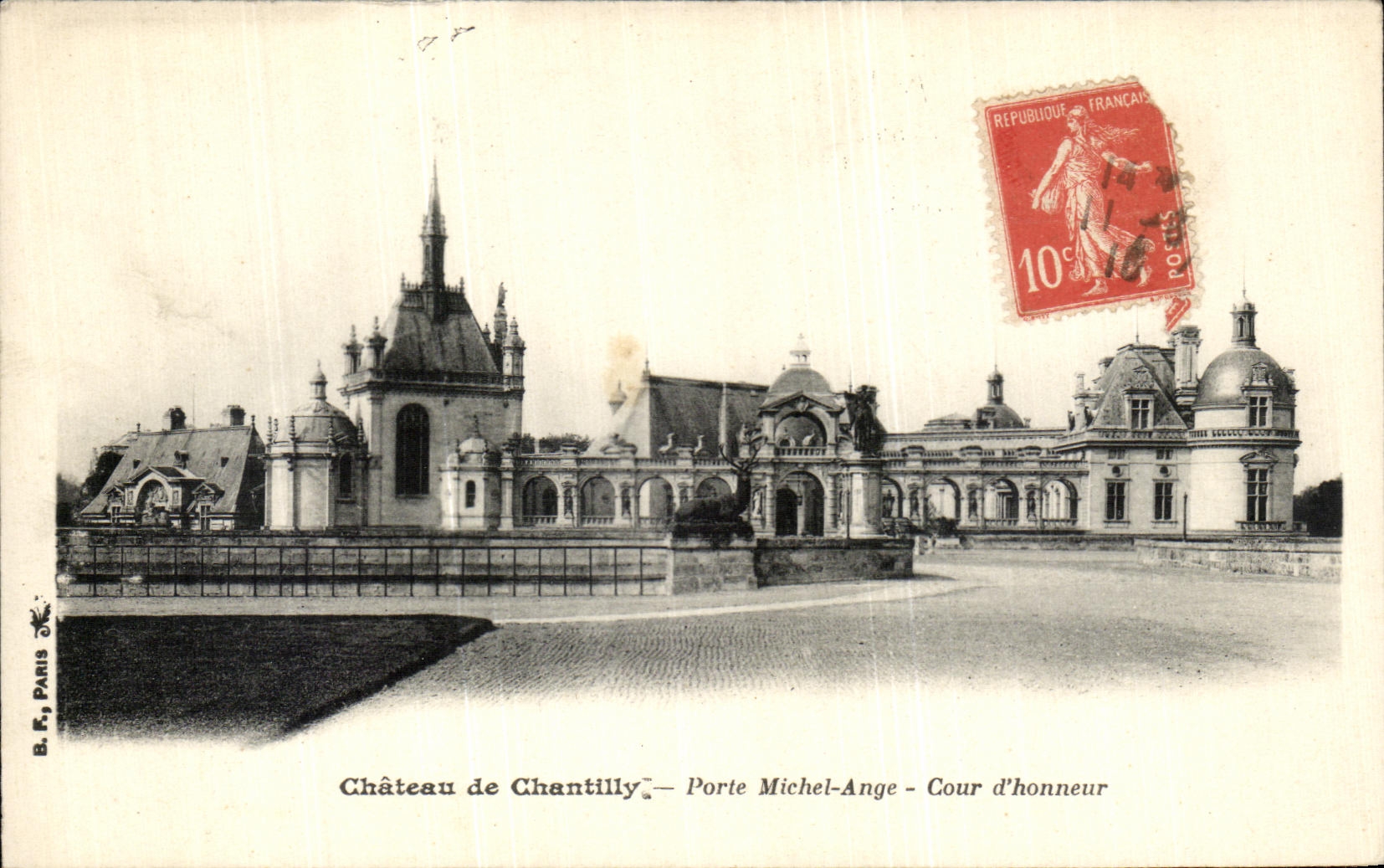 Schloss Chantilly — Michel-Ange-Tor - Ehrenhof — B.R. Paris
