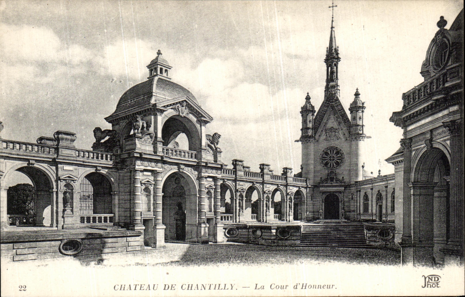 Château de Chantilly — Die Ehrenhof — JND Phot.