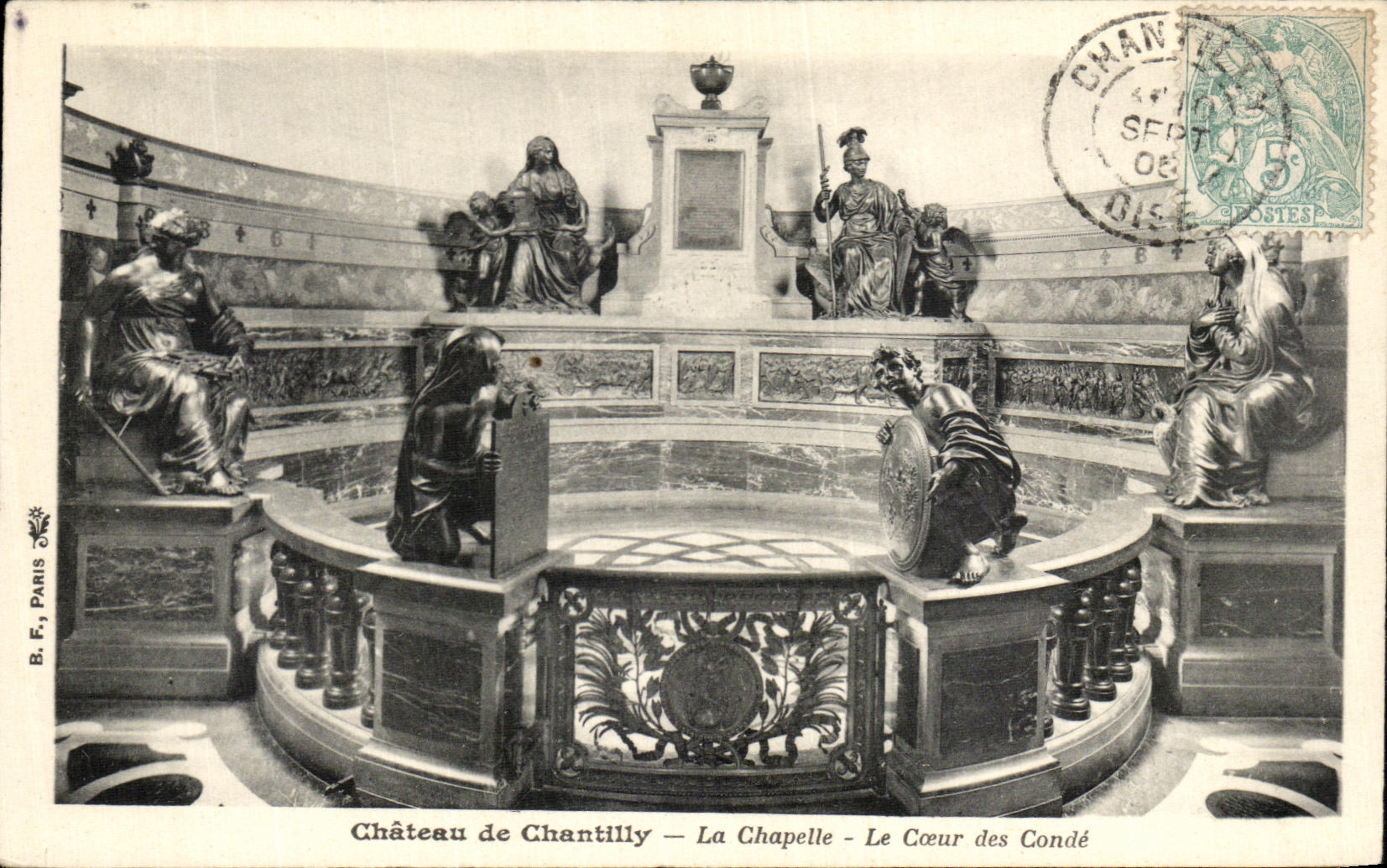 Château de Chantilly — La Chapelle — Le Cœur des Condé — B.F., Paris