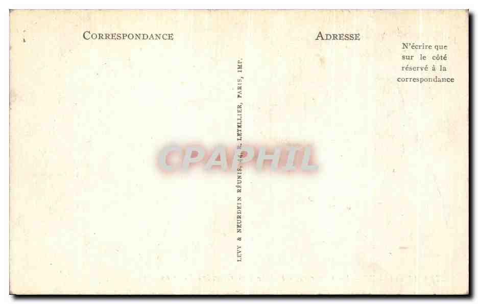 CPA Chantilly Le Chateau Entree des ecuries — Verso