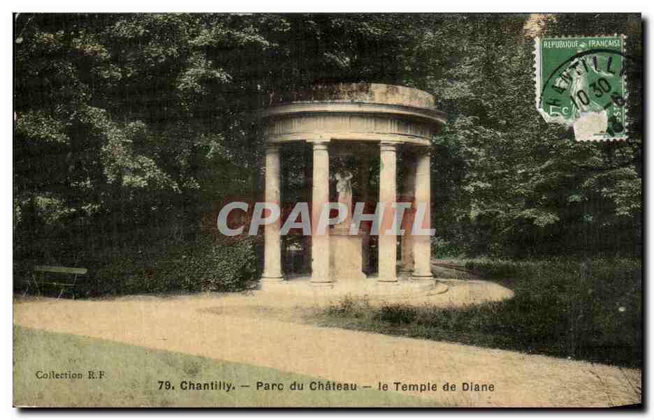 CPA Chantilly Parc du Chateau le temple de Diane 