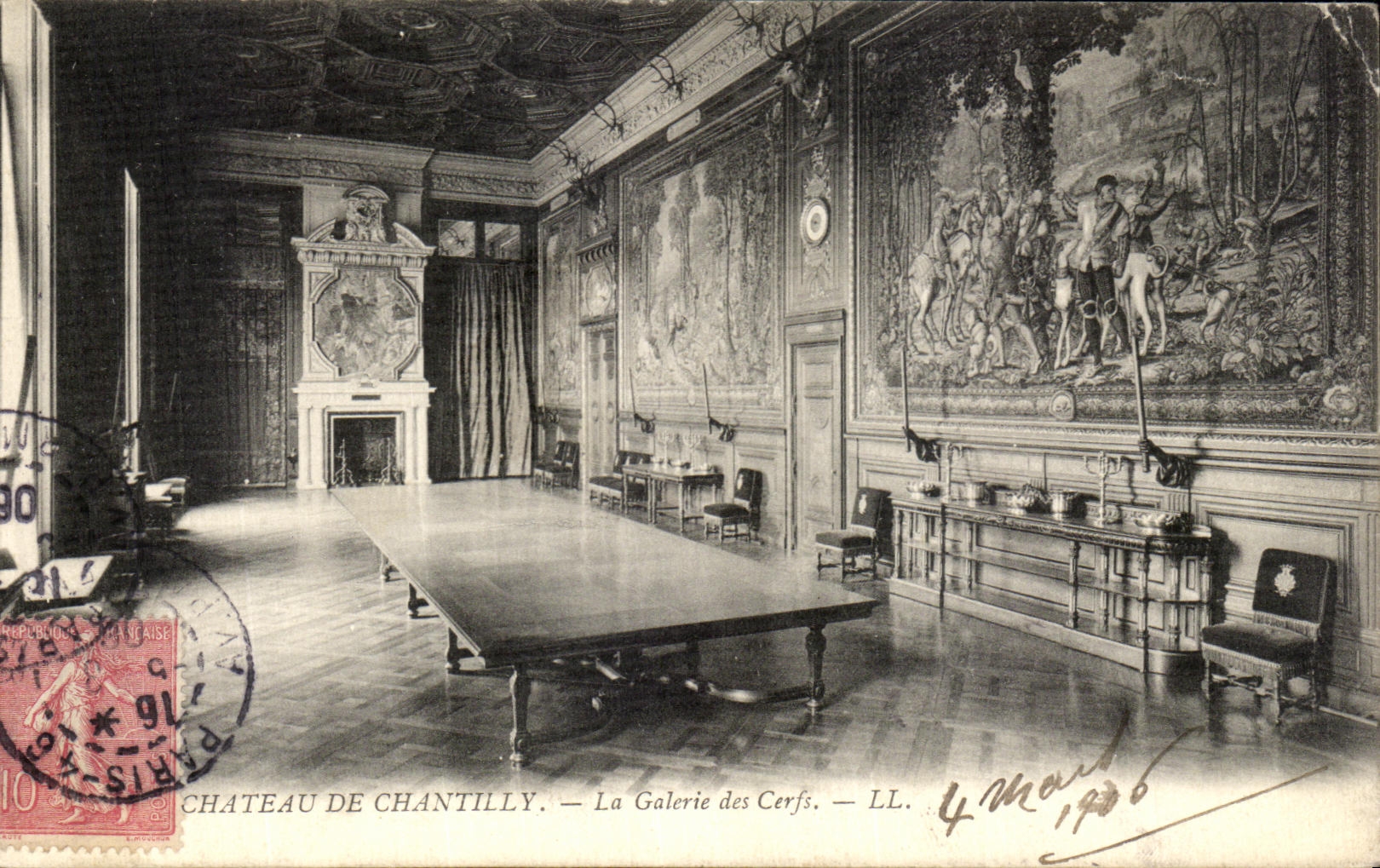 CPA Chateau de Chantilly La Galerie des cerfs