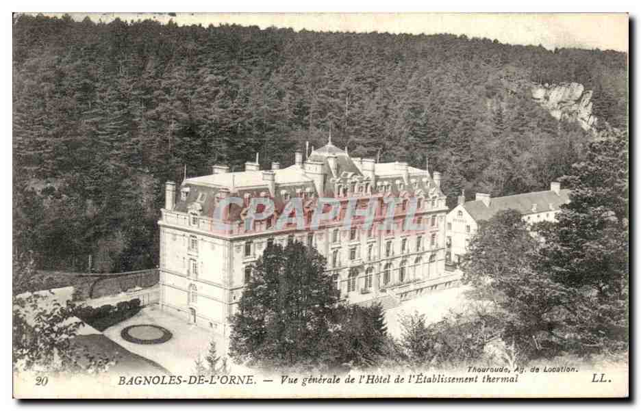 Bagnoles-de-l'Orne — Vista generale dell'Hotel de l'Établissement thermal — Thouroude, Ag. de Location