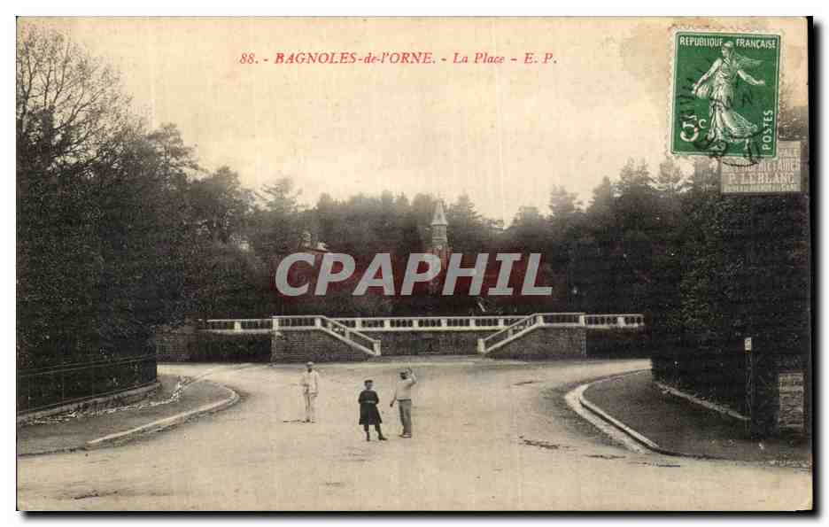 Bagnolles-de-l'Orne - De Plein — E.P. — Uitgever R. Le Blanc