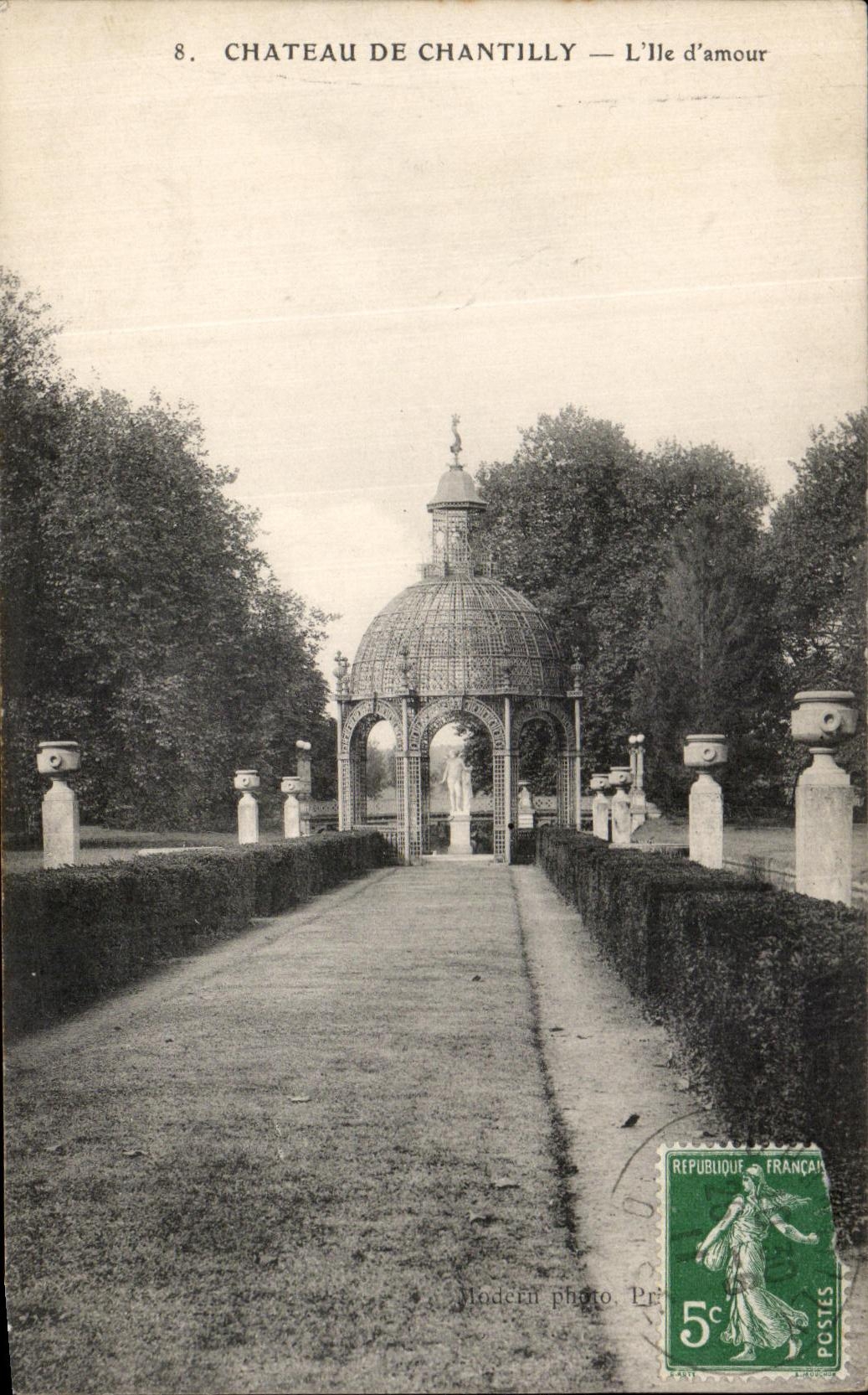 Château de Chantilly — L'Île d'Amour — Modern photo. Pr