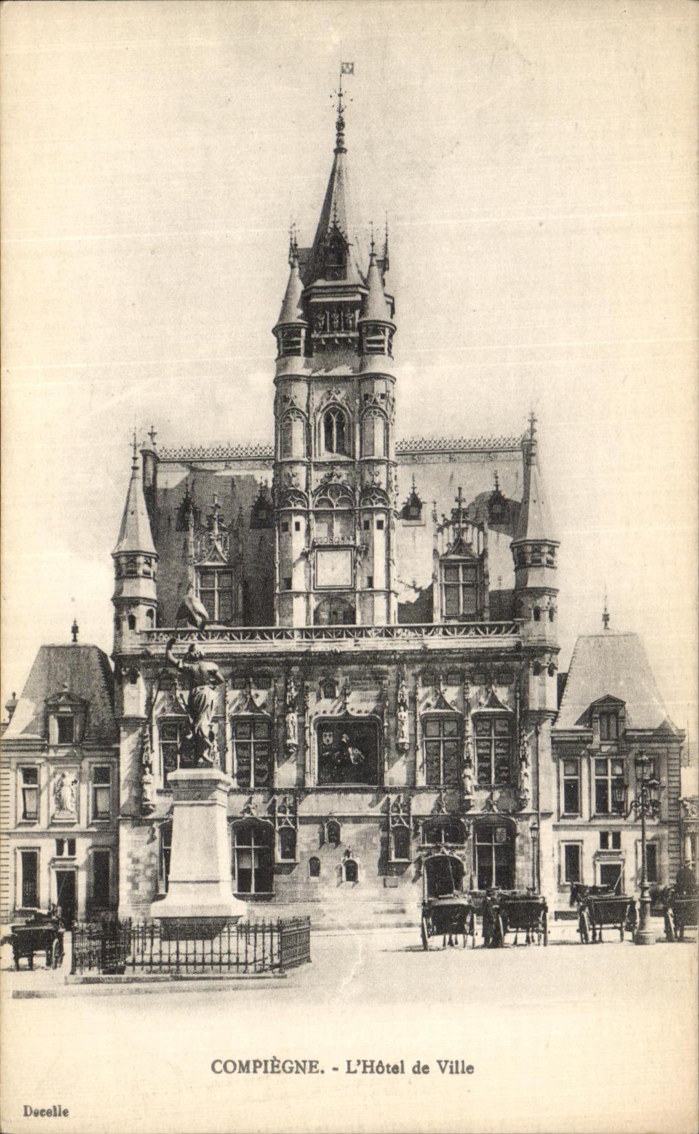 Compiègne - L'Hôtel de Ville — Decelle