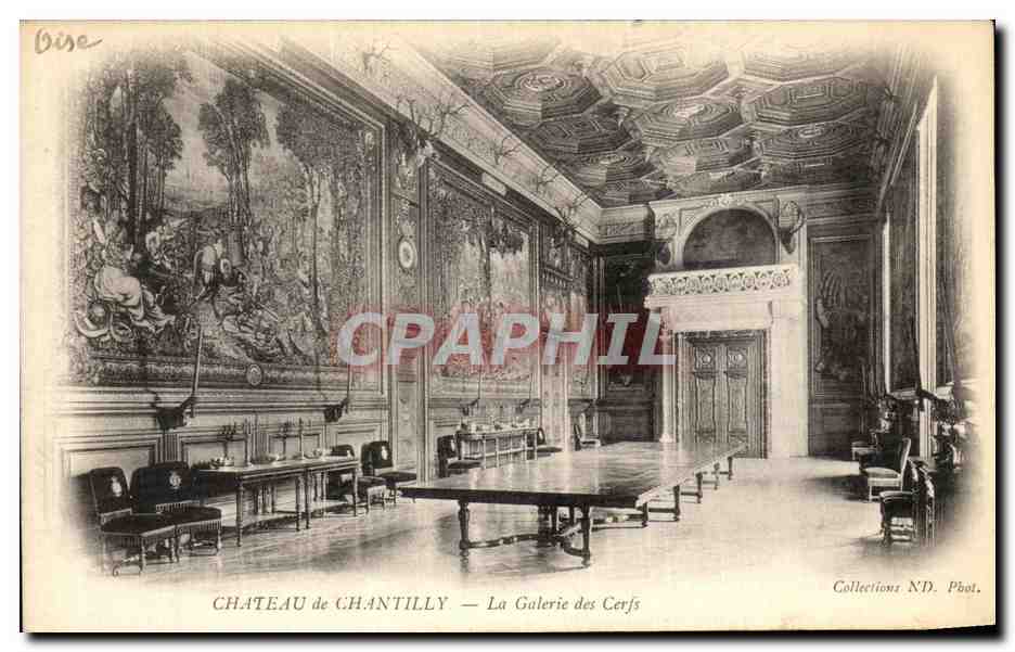 Château de Chantilly — La Galerie des Cerfs — Collections ND. Phot.