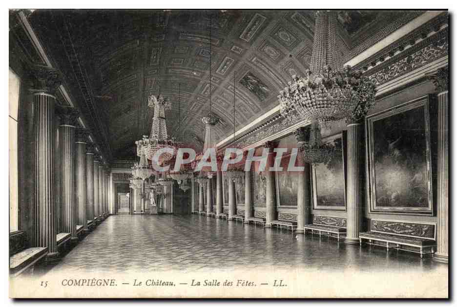 CPA Compiegne Le Chateau La Salle des Fetes