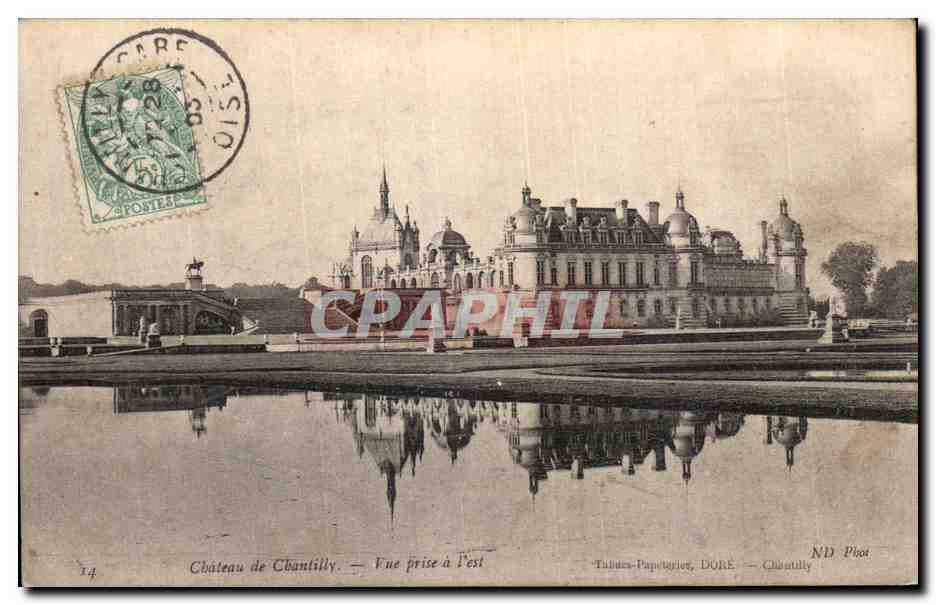 CPA Chateau de Chantilly Vue Prise a L est