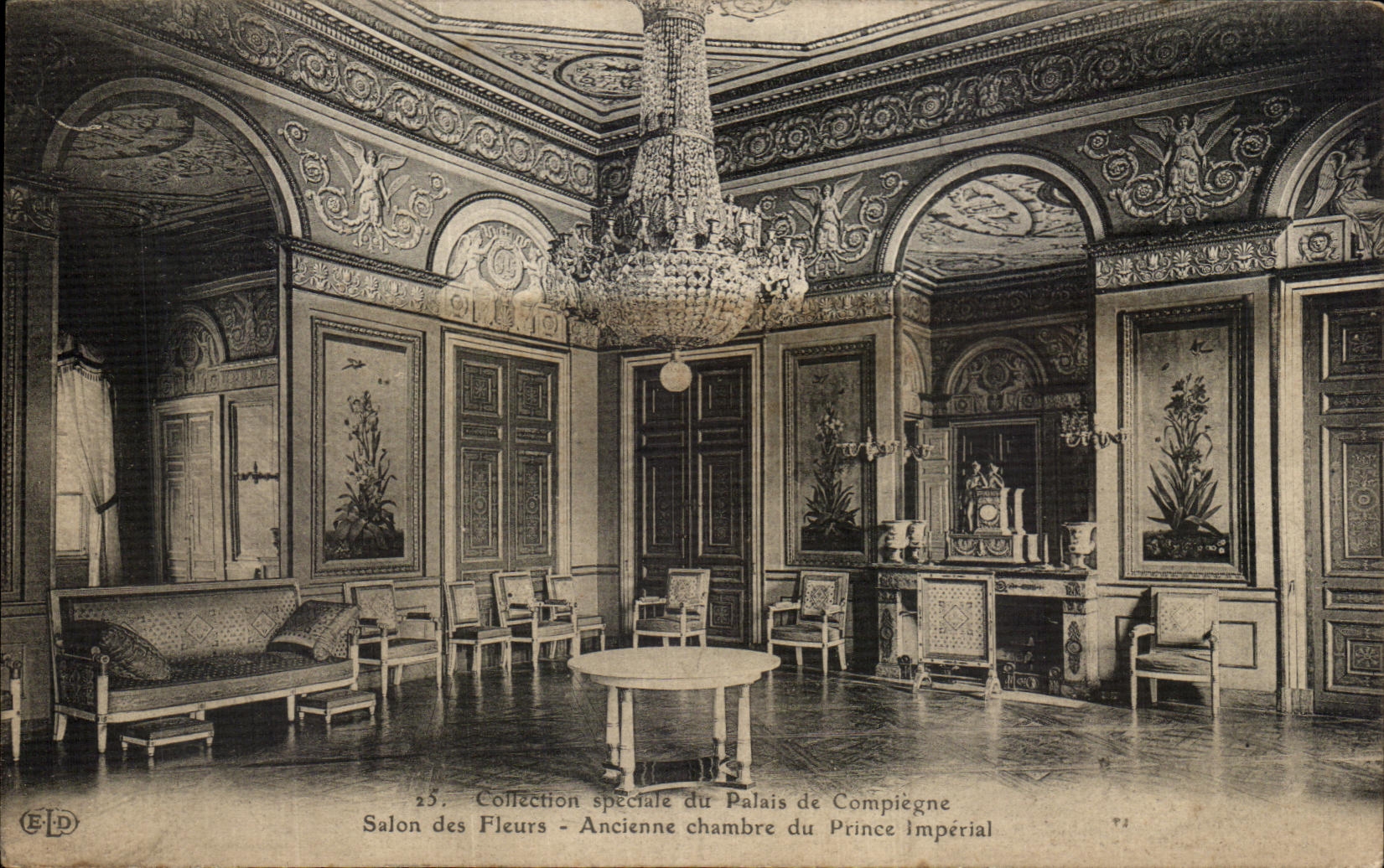 Salon des Fleurs — Ancienne chambre du Prince Impérial — Collection spéciale du Palais de Compiègne
