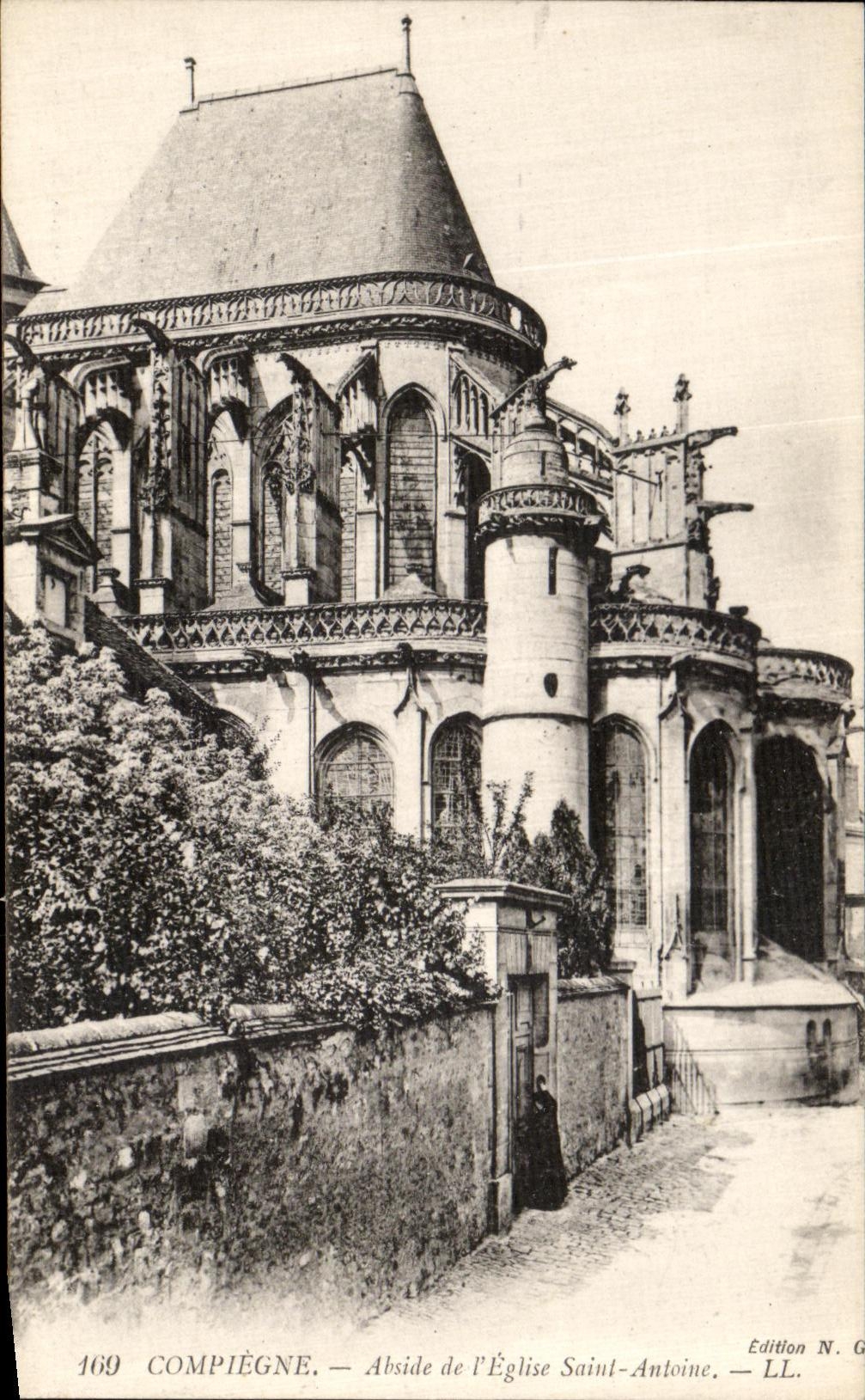 CPA Compiegne Abside de L Eglise Saint Antoine