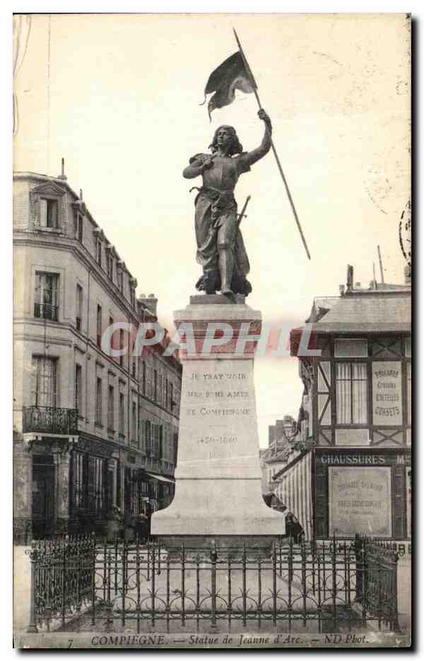 CPA Compiegne Statue de Jeanne d arc