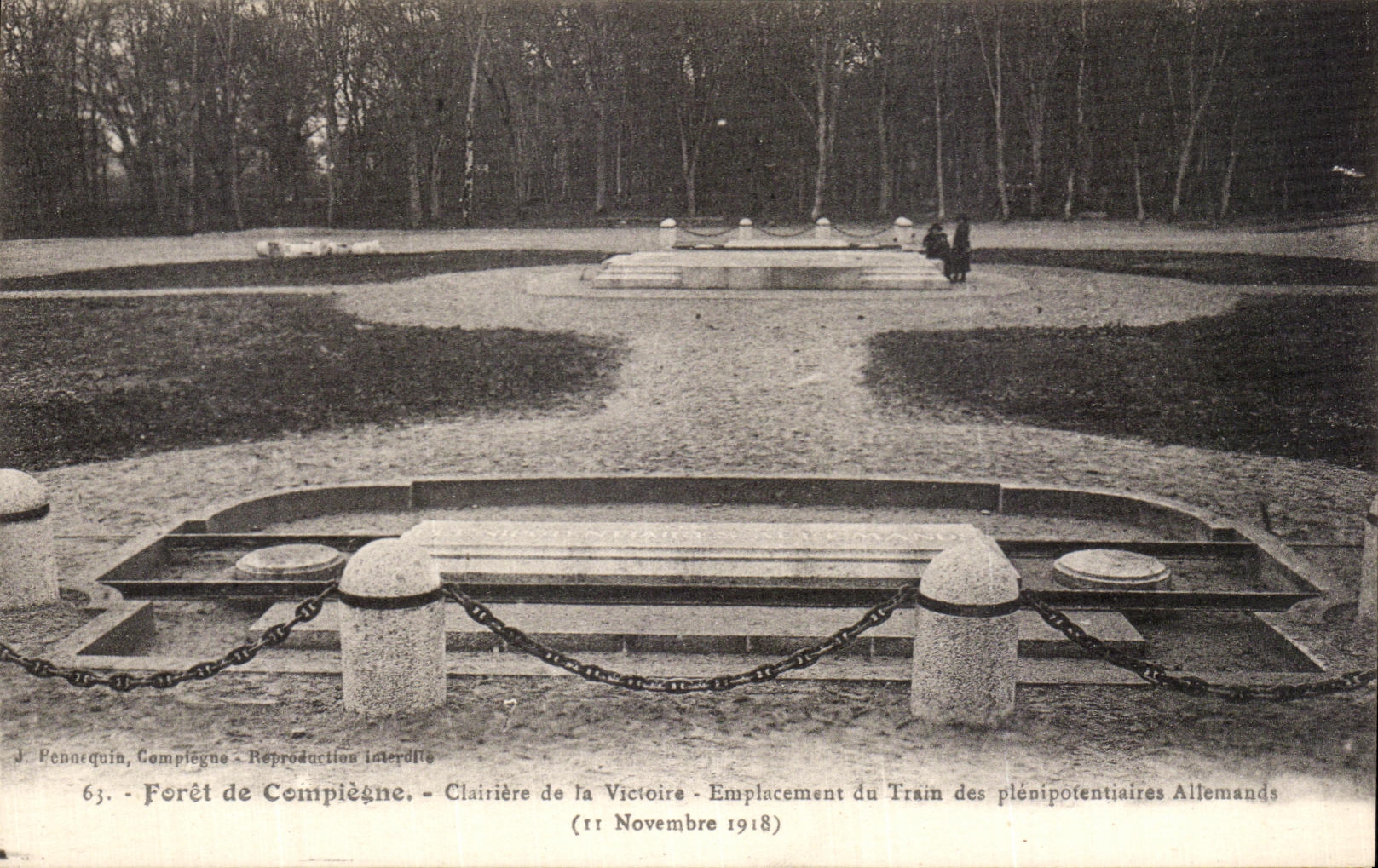 Forêt de Compiègne - Clairière de la Victoire - Emplacement du Train des plénipotentiaires Allemands (11 Novembre 1918)