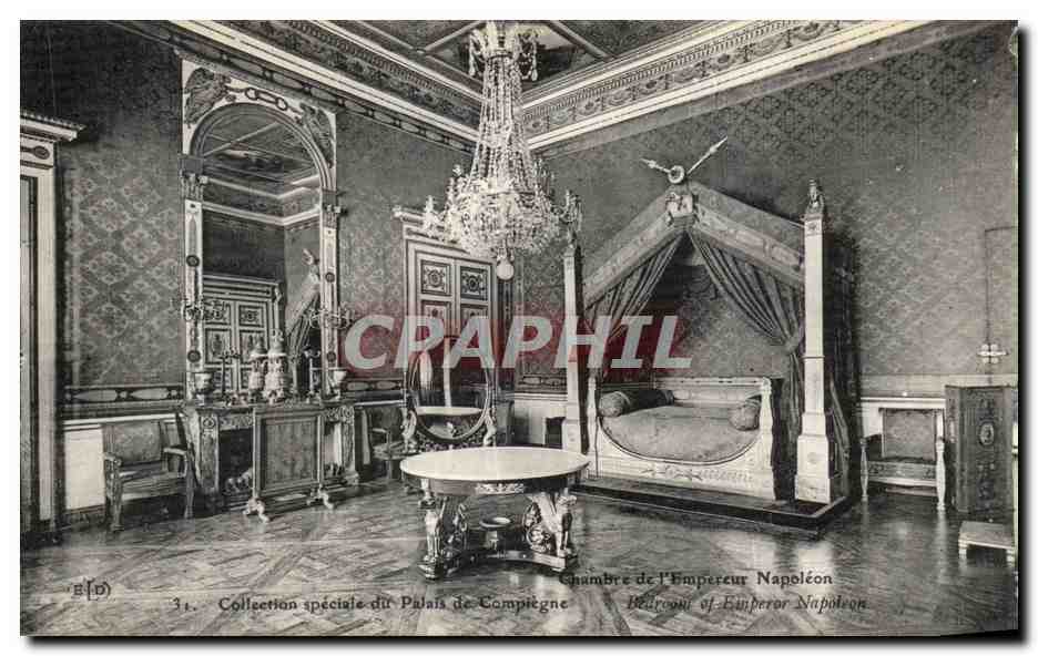 CPA Collection Special du Palais de Compiegne Chambre de l empereur Napoleoin 1er