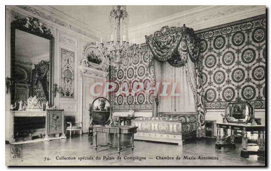CPA Palais de Compiegne Chambre de Marie Antoinette