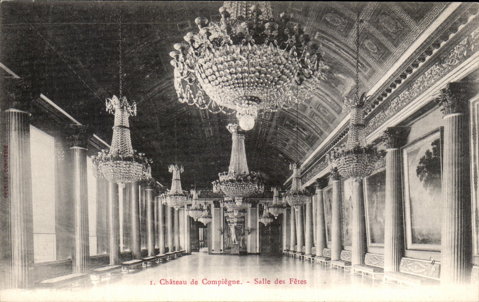 CPA Chateau de Compiegne Salle des Fetes
