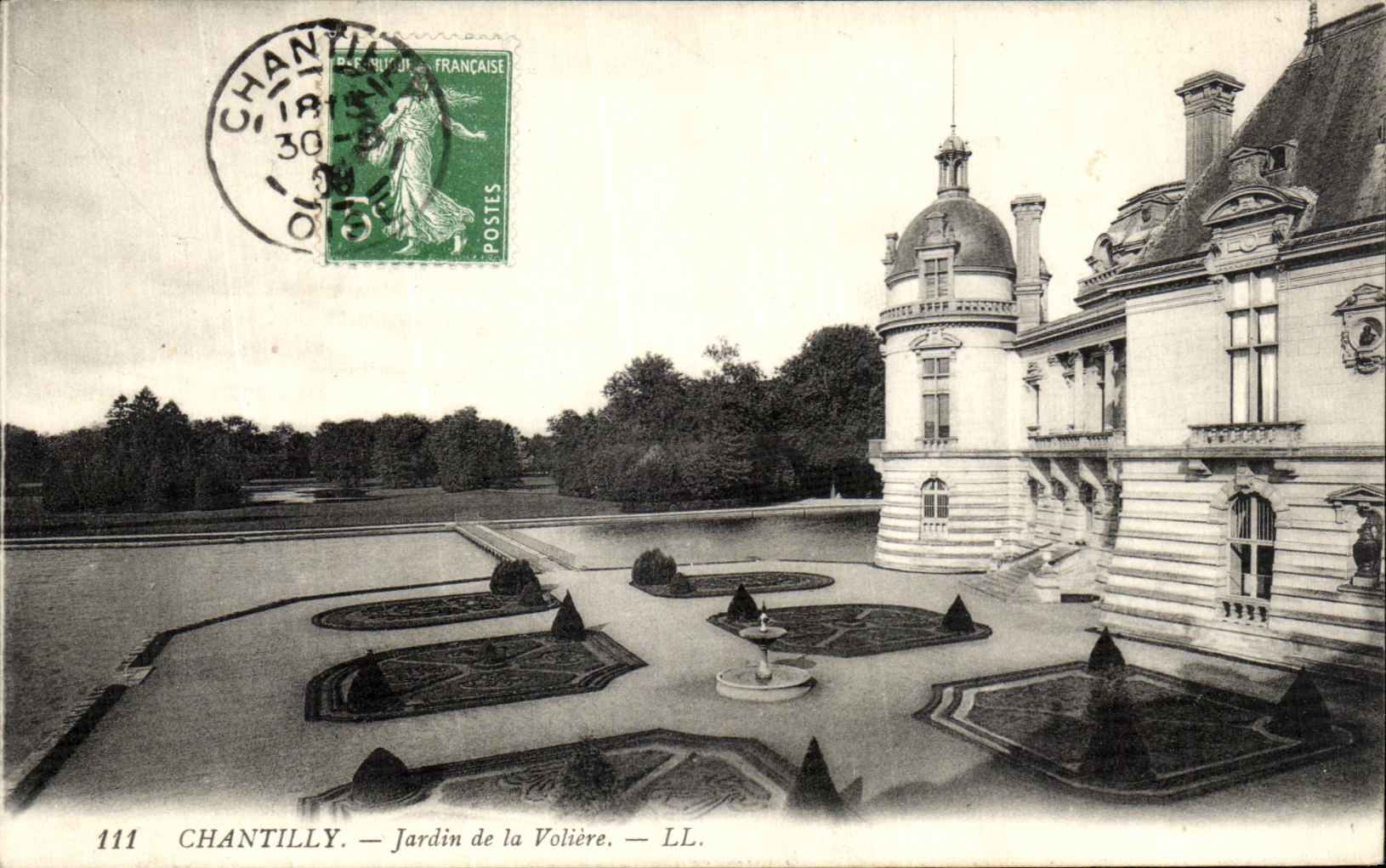 Chantilly — Jardin de la Volière — LL. — 111