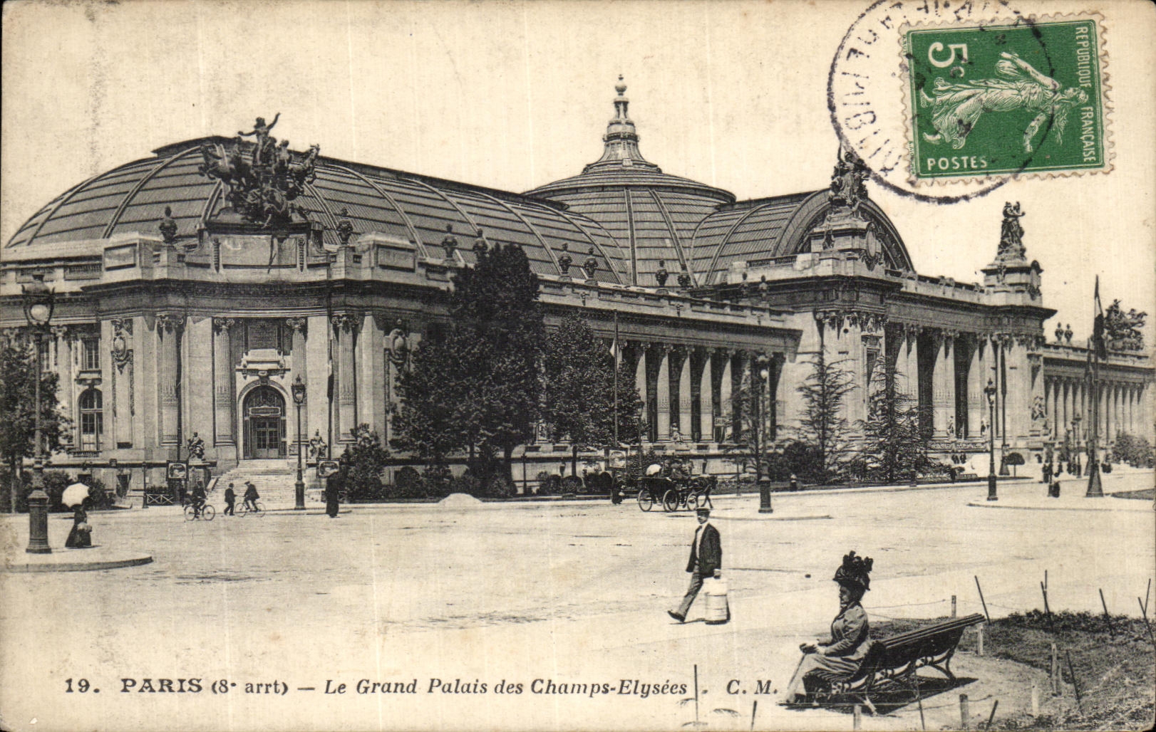 CPA Paris Le Grand Palais des Champs Elysees 