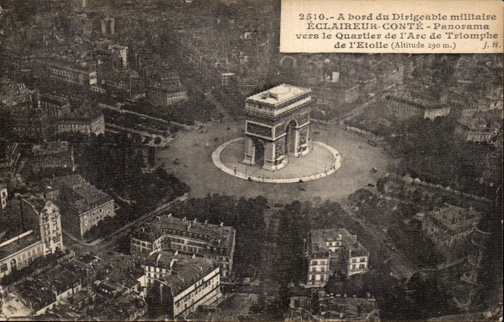 CPA A Bord du Dirigeable Militaire Eclaireur Conte Panorama Vers le Quartier de l Arc de Triomphe de l Etoile 