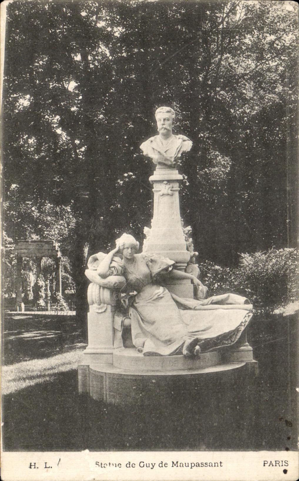 CPA Paris Statue de Guy De Maupassant 