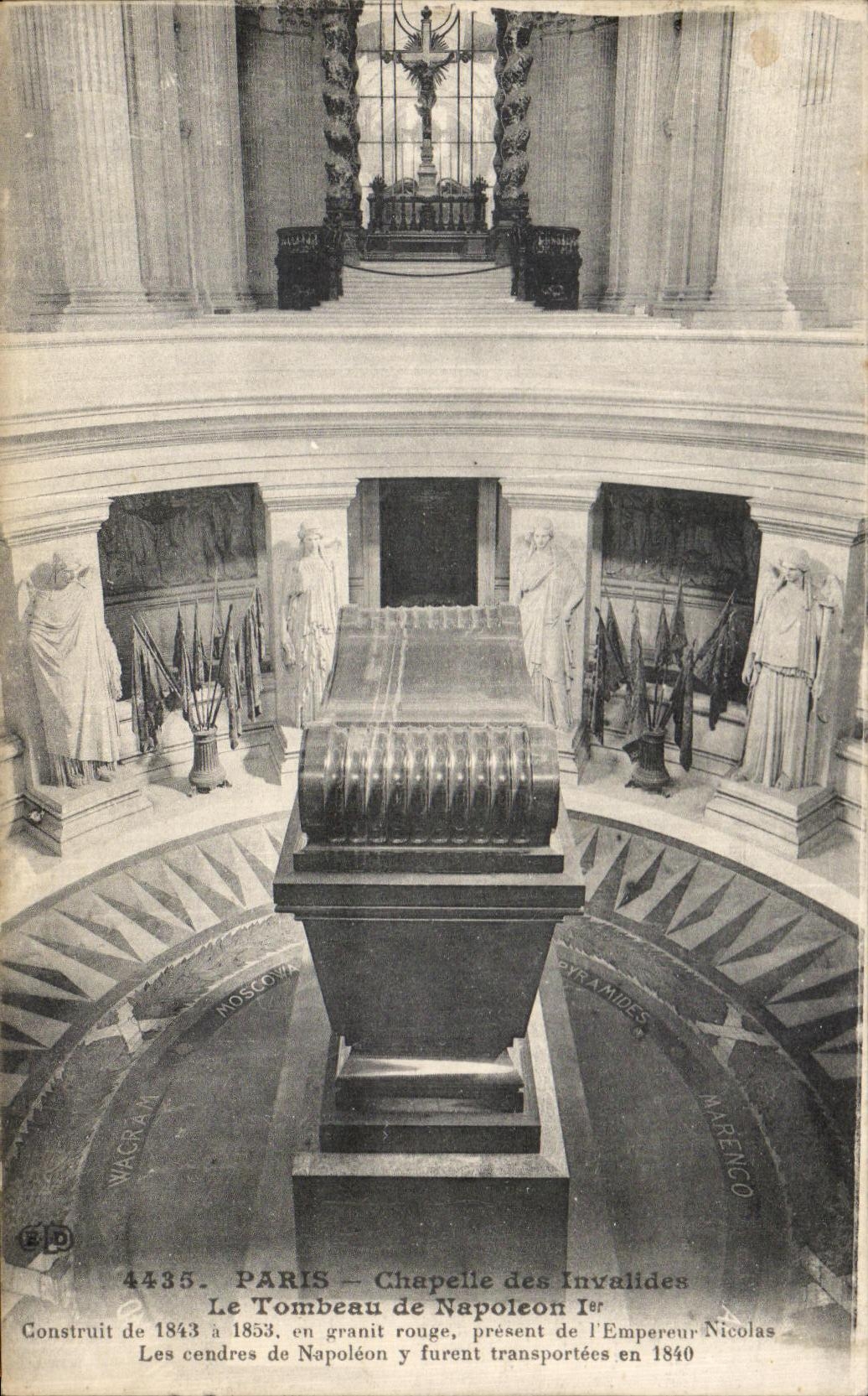 CPA Paris Chapelle des Invalides Le Tombeau de Napoleon 1er