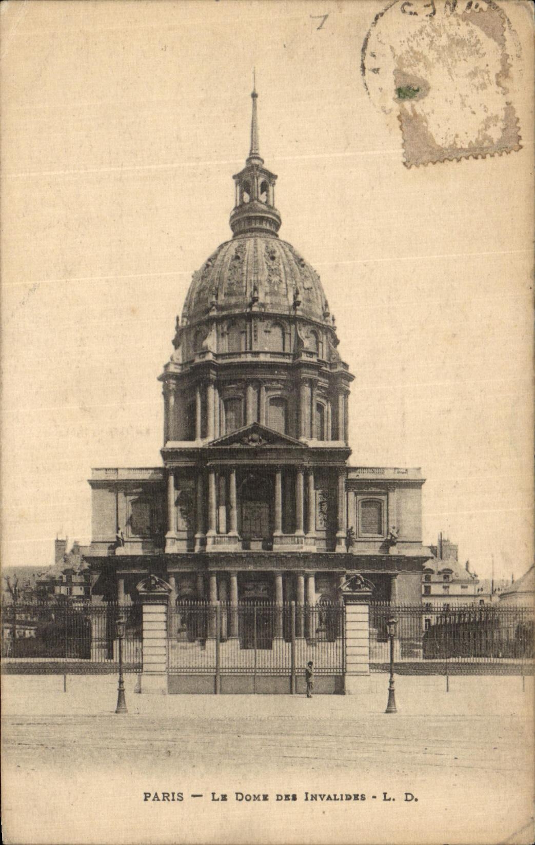 CPA Paris Le Dome Des Invalides 