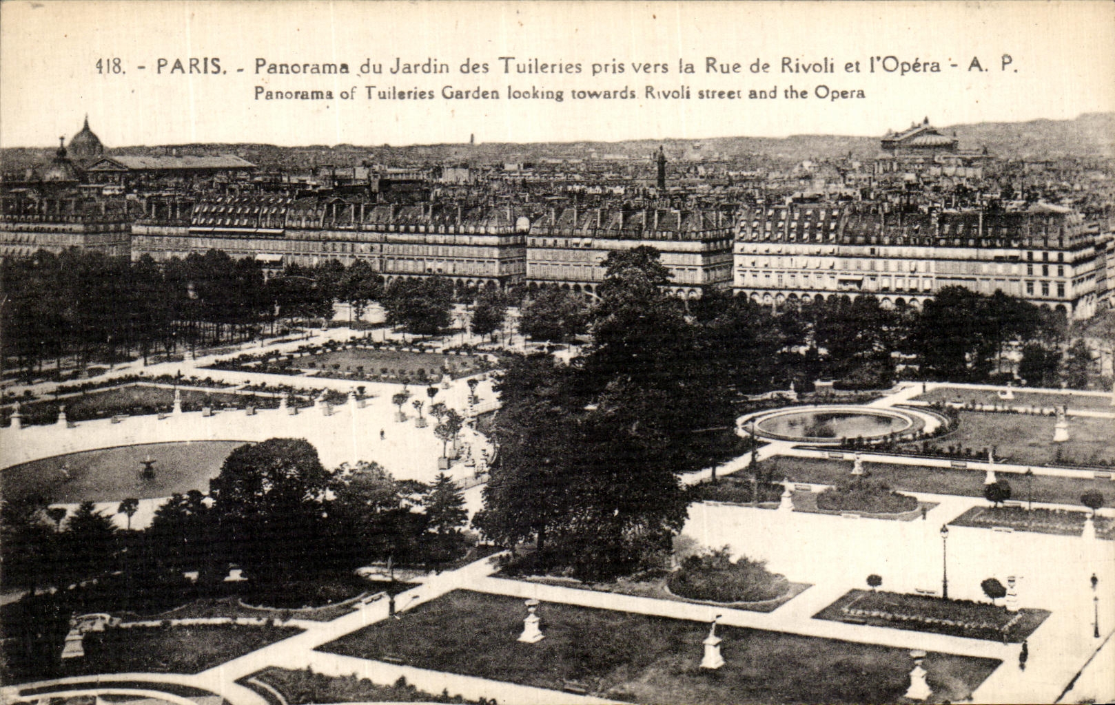 CPA Paris Panorama du Jardin des Tuileries pris vers la Rue de Rivoli et l Opera