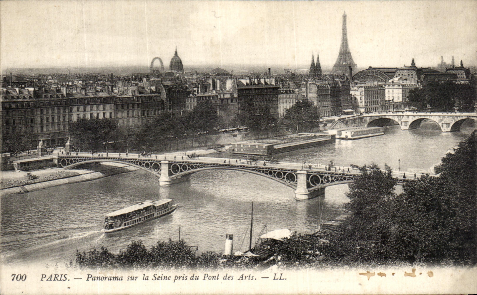 Paris — Panorama sur la Seine pris du Pont des Arts — LL. n° 700