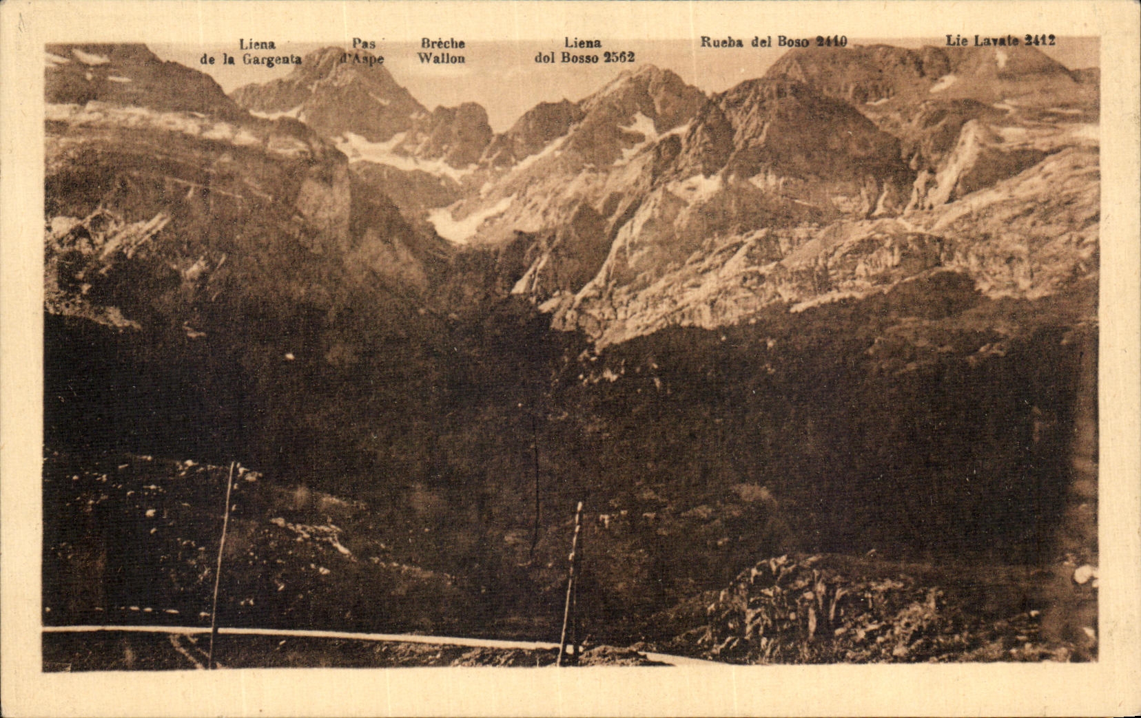 Massif d'Aspe — Vue des sommets de Lièna et Rueha del Bosso — C.G. 12 URDOS