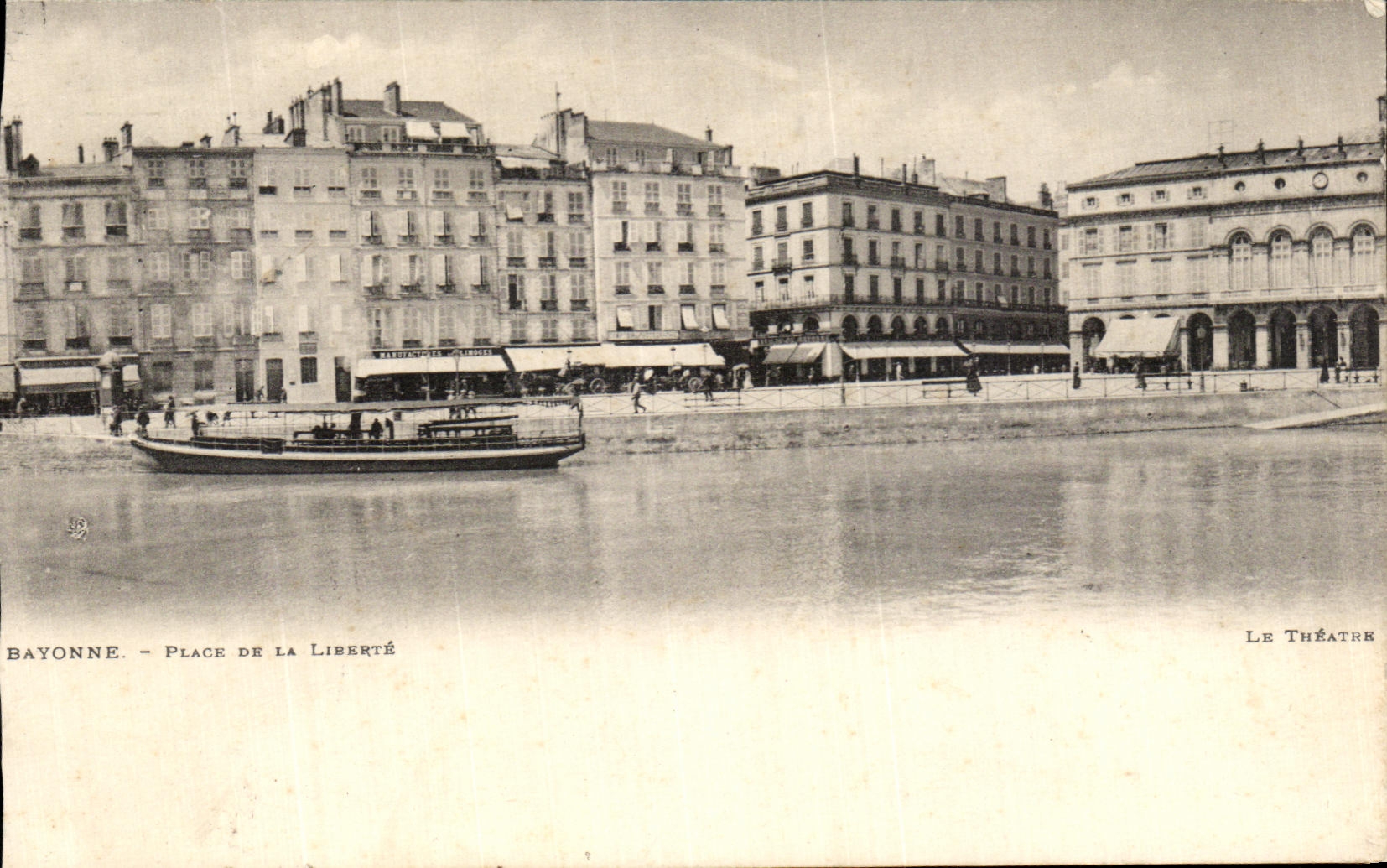 CPA Bayonne Place De la Liberte