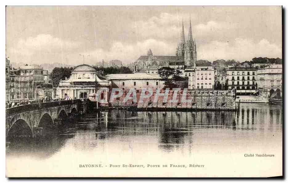 CPA Bayonne Pont St Esprit Porte De France Reduit