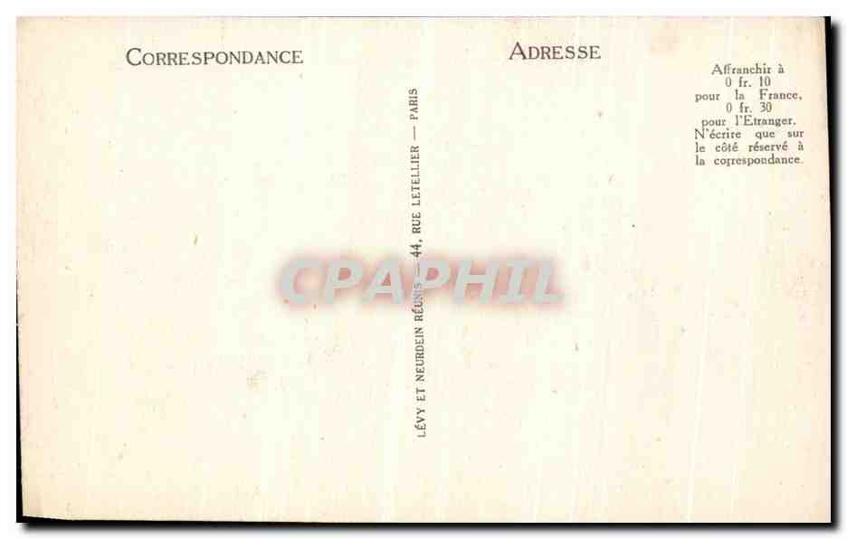 CPA Bayonne La Place d Armes L Hotel de Ville et le Kiosque — Verso