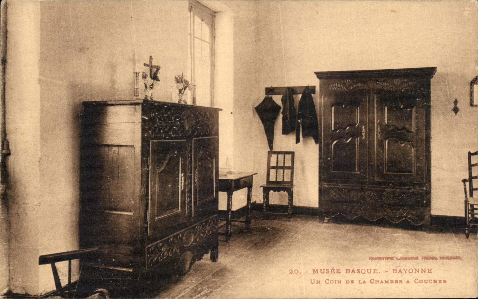 CPA Musee Basque Bayonne Un Coin De La Chambre A Coucher 