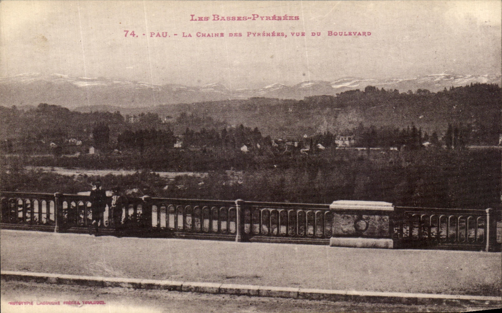 Pau - La Chaîne des Pyrénées, vue du boulevard — Rototype Laddouche Frères Toulouse, n°74