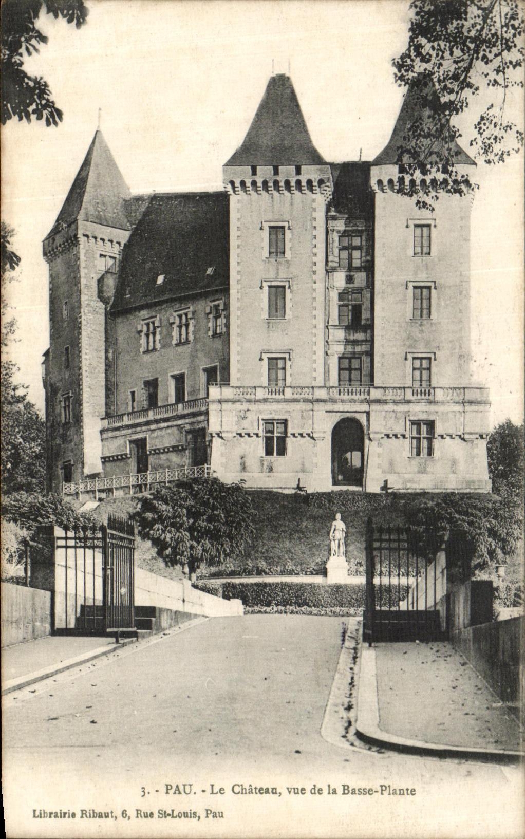 PAU - Le Château, vue de la Basse-Plante — Librairie Ribaut, 6 Rue St-Louis, Pau