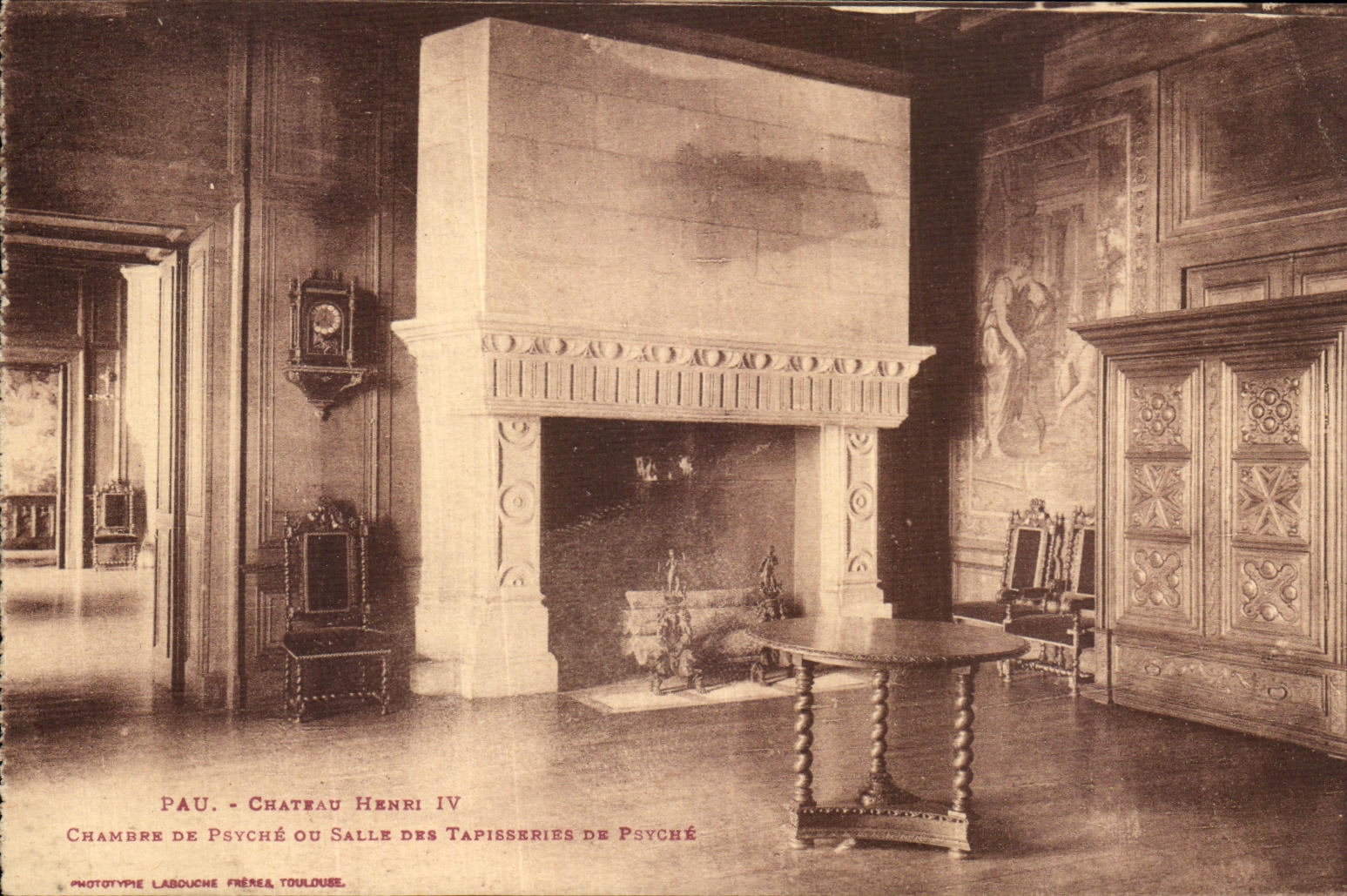 Pau - Château Henri IV - Chambre de Psyché ou Salle des Tapisseries de Psyché — Phototypie Labouche Frères Toulouse