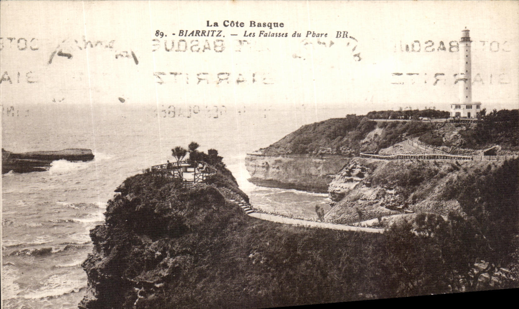 CPA Biarritz Les Falaises Du Phare 