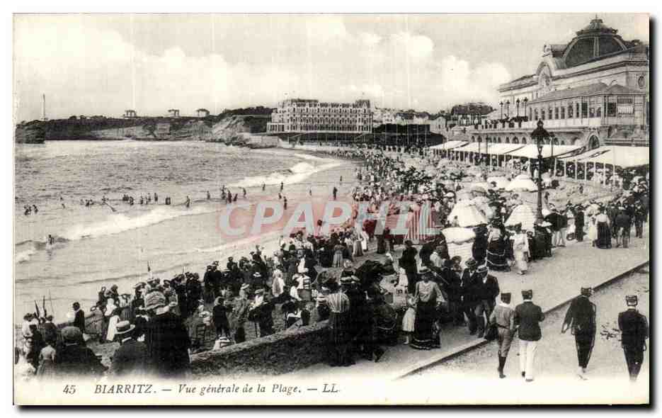 CPA Biarritz Vue Generale De La Plage 