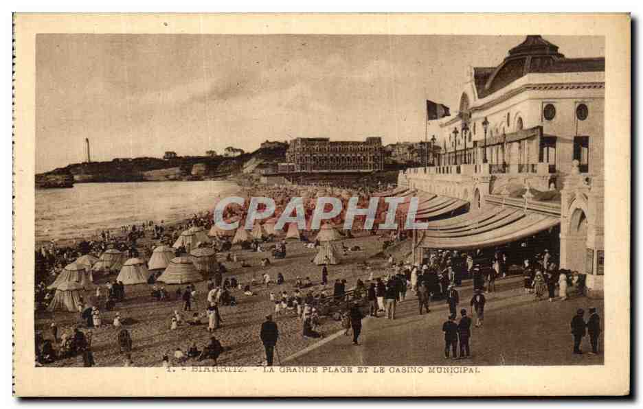 CPA Biarritz Le Grande Plage Et Le Casino Municipal 