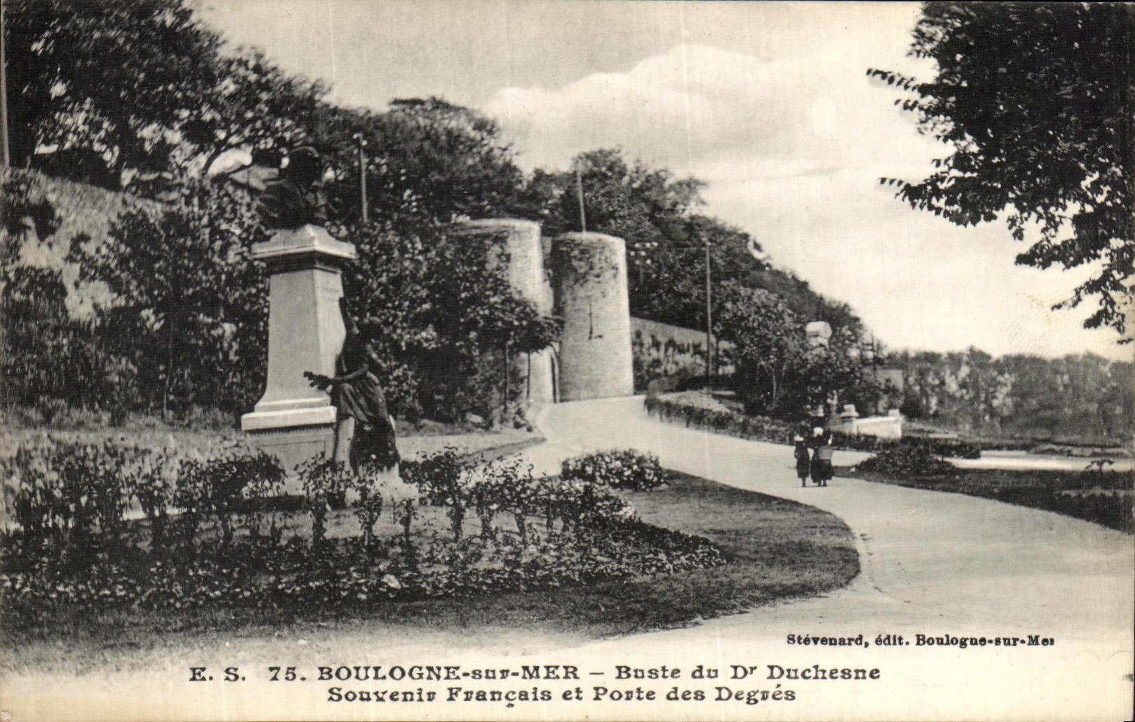 Boulogne-sur-Mer — Buste du Dr Duchesne et Porte des Degrés — Éditeur Stévenard